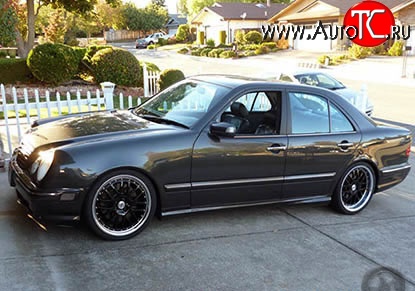 8 149 р. Пороги накладки AMG Mercedes-Benz E-Class W210 дорестайлинг седан (1996-1999) (Неокрашенные)  с доставкой в г. Керчь