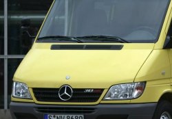 13 549 р. Пластиковый капот (Classic) Стандартный Mercedes-Benz Sprinter W901 (1995-2000)  с доставкой в г. Керчь. Увеличить фотографию 3