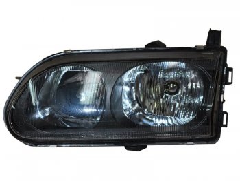 Левая фара (чёрная) SAT Mitsubishi Delica  4 (1997-2007) рестайлинг