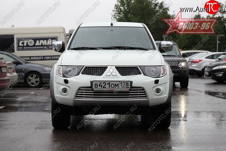 5 489 р. Декоративный элемент воздухозаборника Souz-96 (d16) Mitsubishi L200 5 KK,KL дорестайлинг (2015-2019)  с доставкой в г. Керчь