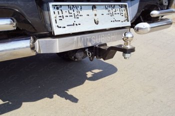 Фаркоп (тягово-сцепное устройство) без заднего бампера TCC Mitsubishi L200  5 KK,KL (2015-2022) дорестайлинг, рестайлинг (оцинкованный, шар Е, усиленный, надпись Mitsubishi)