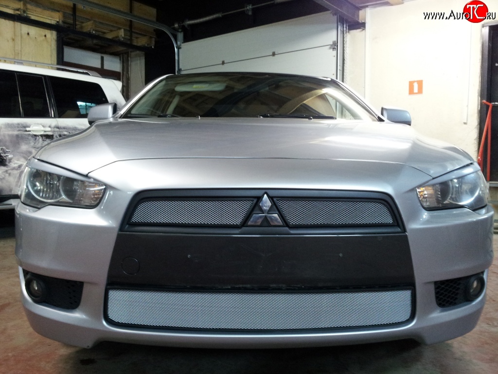 2 879 р. Сетка на бампер (дорестайлинг) Russtal (хром) Mitsubishi Lancer 10 CY седан рестайлинг (2011-2017)  с доставкой в г. Керчь