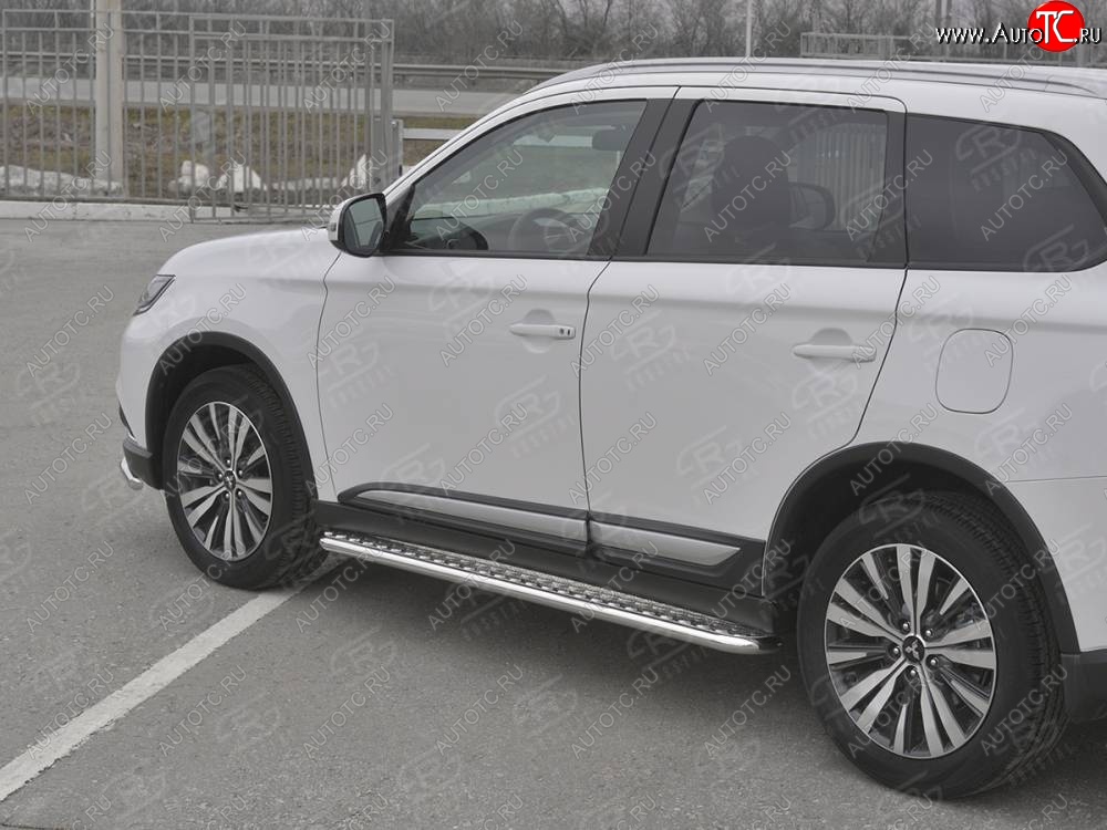 35 549 р. Порожки для ног SLITKOFF (Ø42 мм)  Mitsubishi Outlander  GF (2018-2022) 3-ий рестайлинг (Лист нержавейка, труба - нержавейка)  с доставкой в г. Керчь