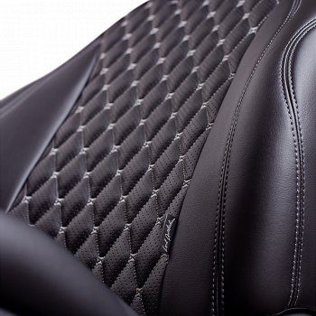 16 749 р. Чехлы для сидений Lord Autofashion Байрон (экокожа, спинка и сиденье 60/40, подлокотник, 3 Г-образных подголовника)  Mitsubishi Outlander  GF (2018-2022) 3-ий рестайлинг (Черный, вставка черная, строчка серая)  с доставкой в г. Керчь. Увеличить фотографию 4
