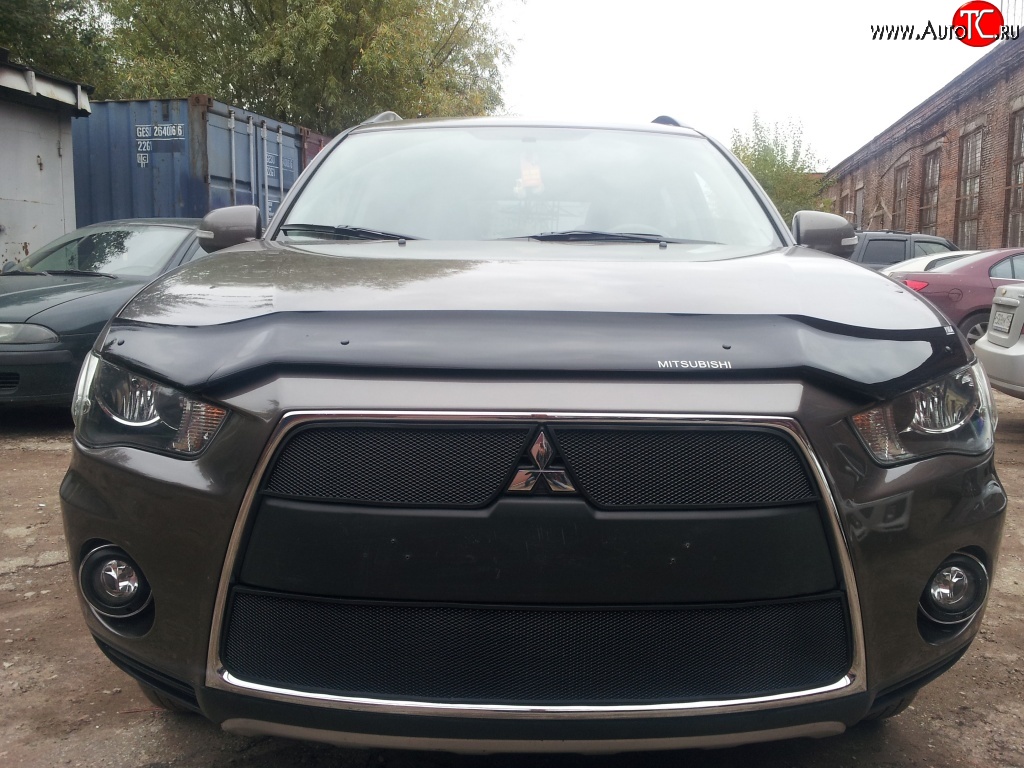 2 899 р. Сетка на бампер Russtal (черная) Mitsubishi Outlander XL (CW)  рестайлинг (2010-2013)  с доставкой в г. Керчь