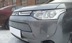 2 599 р. Сетка на бампер (рестайлинг) Russtal (хром) Mitsubishi Outlander GF дорестайлинг (2012-2014)  с доставкой в г. Керчь. Увеличить фотографию 2