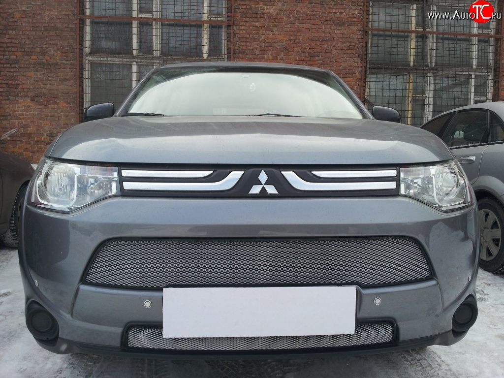 3 149 р. Сетка на бампер Russtal (хром) Mitsubishi Outlander GF дорестайлинг (2012-2014)  с доставкой в г. Керчь