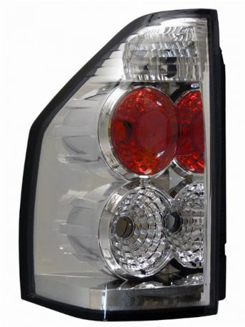 Левый задний фонарь SAT (хром) Mitsubishi Pajero ( 3 V70,  3 V60) (2003-2006) рестайлинг