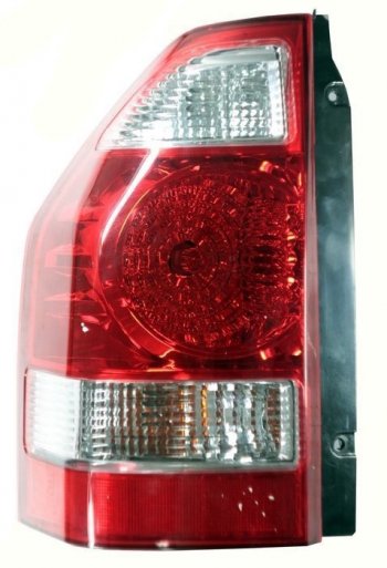 Левый фонарь SAT Mitsubishi Pajero  3 V70 (2003-2006) рестайлинг