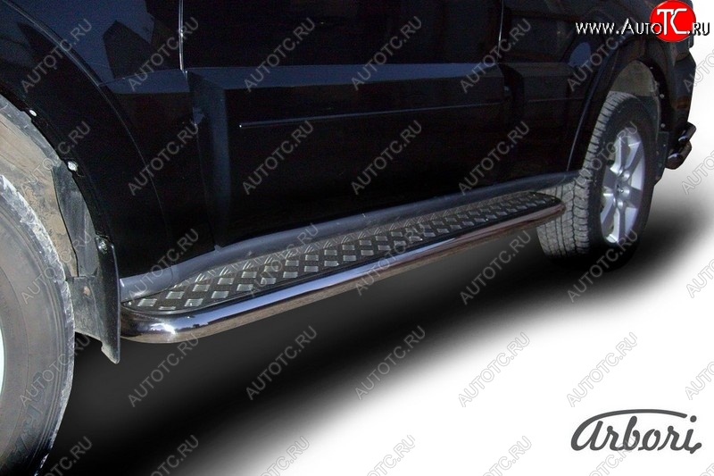 18 269 р. Защита штатных порогов с листом Arbori (нержавейка, алюминий, d57) Mitsubishi Pajero 4 V90 2-ой рестайлинг (2014-2020)  с доставкой в г. Керчь