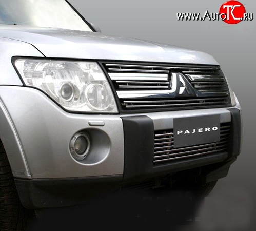 5 799 р. Декоративная вставка воздухозаборника дорестайлинг Berkut Mitsubishi Pajero 4 V80 дорестайлинг (2006-2011)  с доставкой в г. Керчь