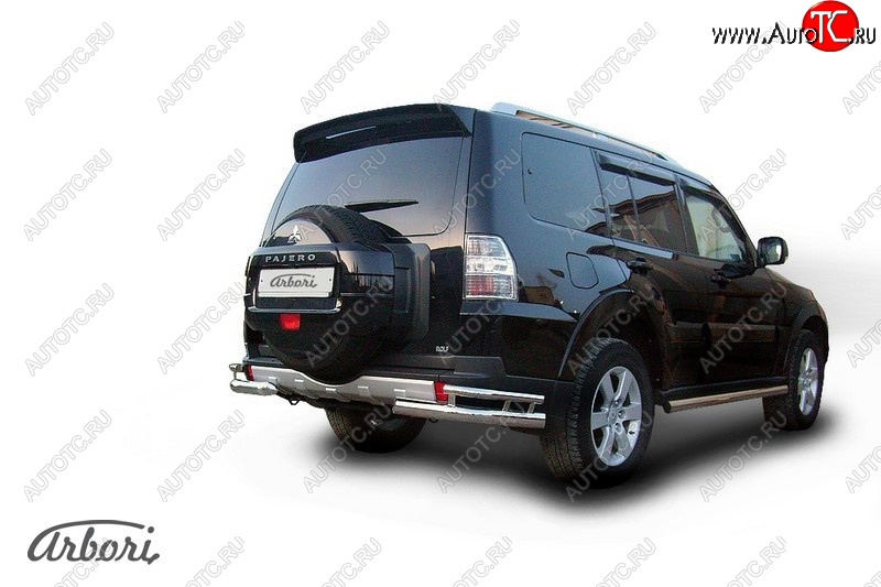 18 269 р. Защита заднего бампера Arbori (уголки, нержавейка, 2 труба d76 и 42 mm). Mitsubishi Pajero 4 V90 2-ой рестайлинг (2014-2020)  с доставкой в г. Керчь