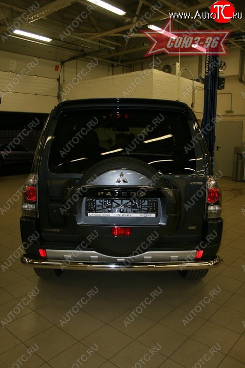 14 102 р. Защита заднего бампера Souz-96 3 дв. (d76) Mitsubishi Pajero 4 V90 дорестайлинг (2006-2011)  с доставкой в г. Керчь
