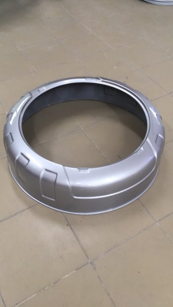 3 579 р. Чехол (кожух) запасного колеса Стандартный Mitsubishi Pajero 4 V90 дорестайлинг (2006-2011) (Неокрашенный)  с доставкой в г. Керчь. Увеличить фотографию 3