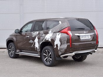 16 949 р. Защита заднего бампера (Ø63 мм уголки под фаркоп, нержавейка) SLITKOFF  Mitsubishi Pajero Sport  QE (2015-2021) дорестайлинг (полированная нержавейка)  с доставкой в г. Керчь. Увеличить фотографию 2