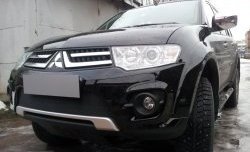 1 469 р. Сетка на бампер (рестайлинг) Russtal (черная) Mitsubishi Pajero Sport PB рестайлинг (2013-2017)  с доставкой в г. Керчь. Увеличить фотографию 2