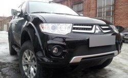 1 469 р. Сетка на бампер (рестайлинг) Russtal (черная) Mitsubishi Pajero Sport PB рестайлинг (2013-2017)  с доставкой в г. Керчь. Увеличить фотографию 3