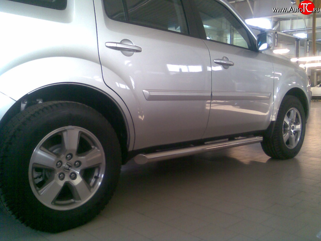 12 449 р. Защита порогов Russtal из круглой трубы диаметром 63 мм Honda Pilot YF4 рестайлинг (2011-2015) (Защита порогов с со скосами на торцах (вариант 1))  с доставкой в г. Керчь