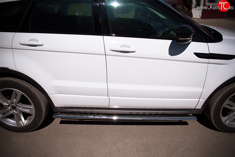 16 649 р. Защита порогов Russtal из овальной трубы с проступью (Dynamic) Land Rover Range Rover Evoque 1 L538 дорестайлинг 5 дв. (2011-2015)  с доставкой в г. Керчь
