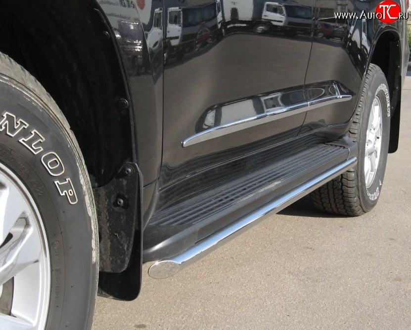 66 999 р. Защита порогов Russtal из круглой трубы диаметром 42 мм Toyota Land Cruiser 200 дорестайлинг (2007-2012) (Защита порогов с со скосами на торцах (вариант 1))  с доставкой в г. Керчь