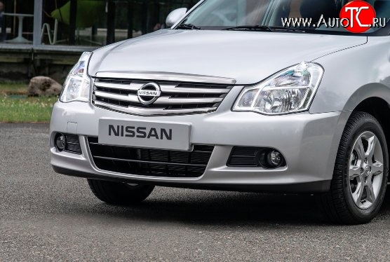 4 599 р. Передний бампер с правой заглушкой под крюк Стандартный Nissan Almera G15 седан (2012-2019) (Окрашенный)  с доставкой в г. Керчь