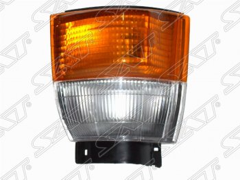 Левый указатель поворота передний (бело-желтый) SAT Nissan Atlas  F23 (1992-2007) правый руль рестайлинг