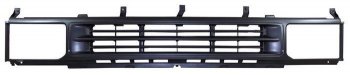 Решётка радиатора SAT (черная, под фары 215-1139) Nissan Datsun - Terrano  WD21