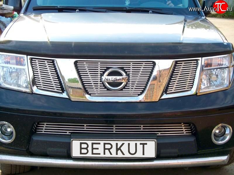 7 999 р. Декоративная вставка решетки радиатора (без знака) Berkut Nissan Pathfinder R51 дорестайлинг (2004-2007)  с доставкой в г. Керчь