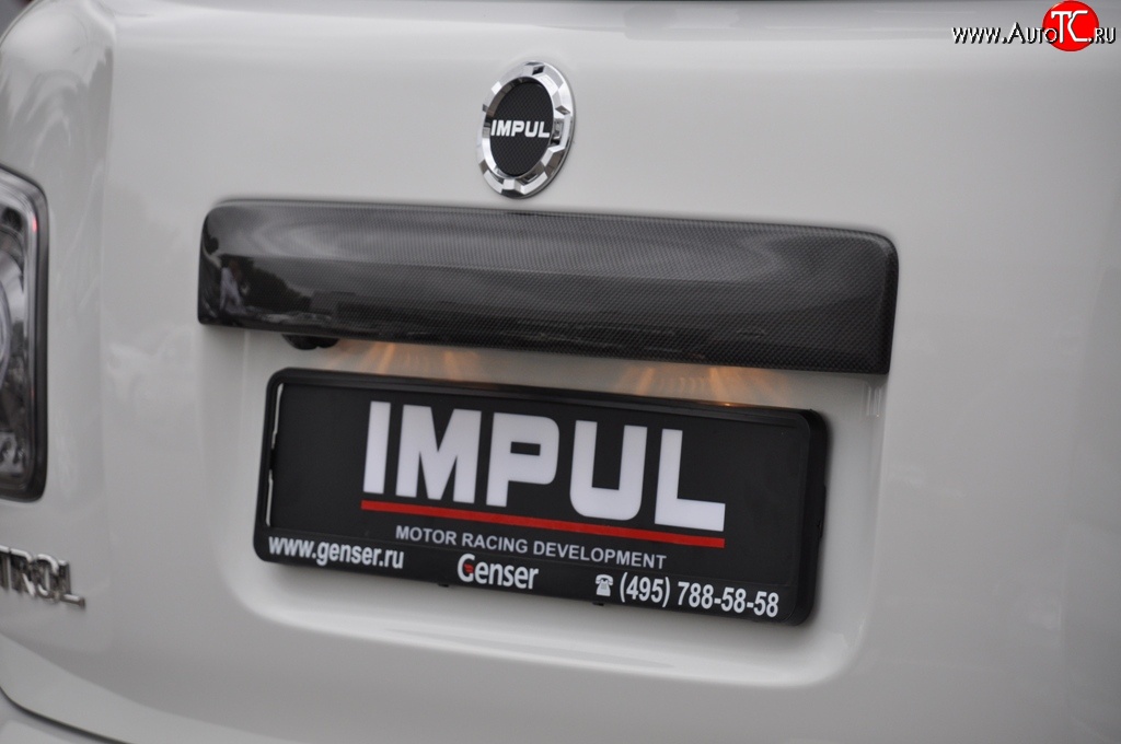 20 499 р. Накладка на заднюю дверь автомобиля Impul Nissan Patrol 6 Y62 дорестайлинг (2010-2014)  с доставкой в г. Керчь