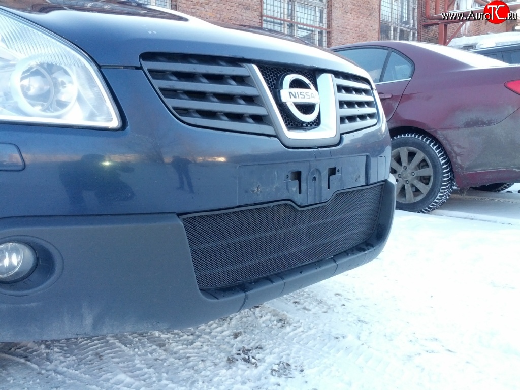 1 469 р. Сетка на бампер Russtal (черная) Nissan Qashqai 1 дорестайлинг (2007-2010)  с доставкой в г. Керчь