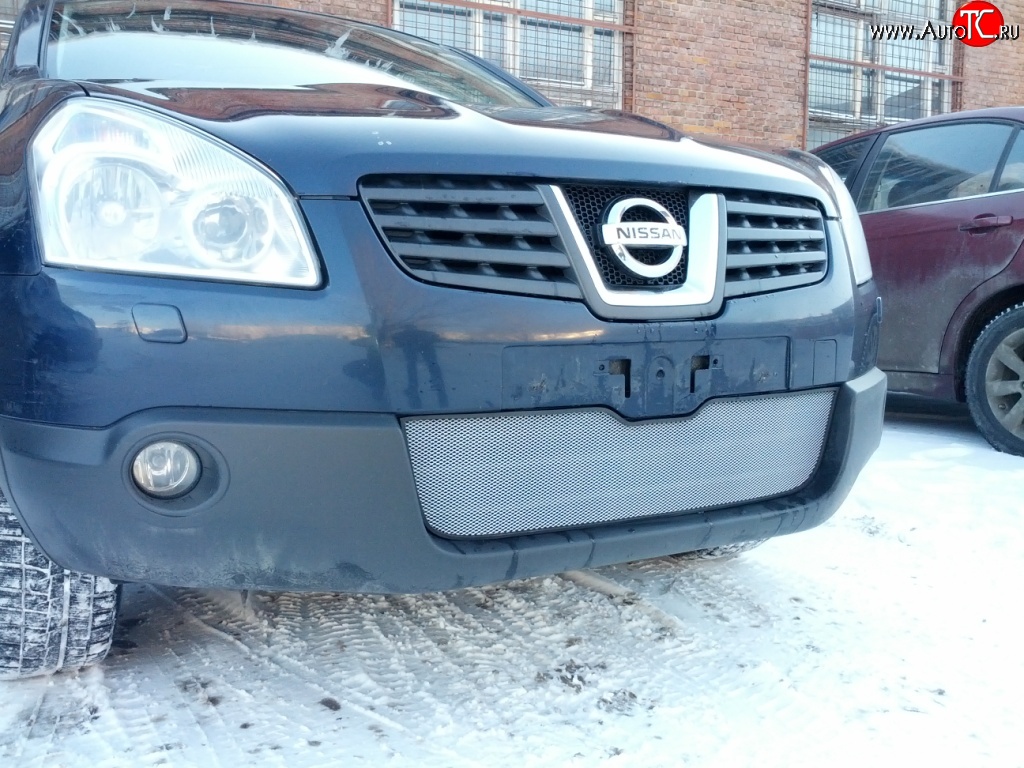 1 539 р. Сетка на бампер Russtal (хром) Nissan Qashqai 1 дорестайлинг (2007-2010)  с доставкой в г. Керчь