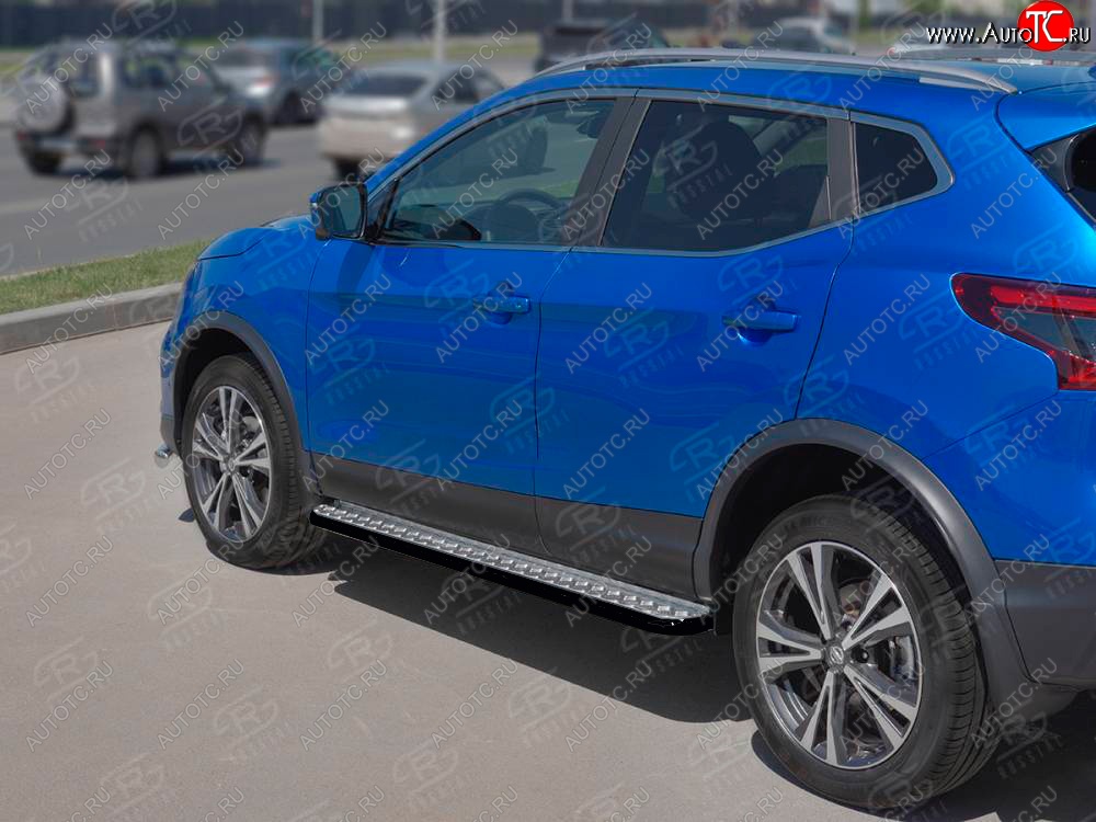 22 999 р. Порожки для ног SLITKOFF (Ø42 мм)  Nissan Qashqai  2 (2017-2022) J11 рестайлинг (Лист алюминиевый, труба - сталь окрашенная в черный цвет)  с доставкой в г. Керчь