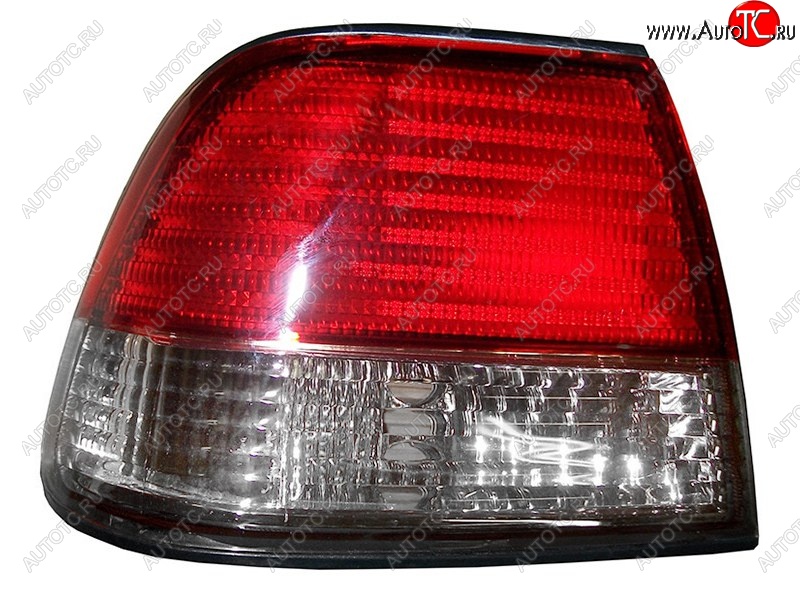 3 999 р. Левый фонарь (внешний/белая полоса) SAT  Nissan Sunny  B15 (1998-2004)  с доставкой в г. Керчь