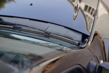 2 889 р. Накладка в проем стеклоочистителей переднего стекла (жабо) Petroil Tuning  Nissan Terrano  D10 (2013-2022), Renault Duster  HS (2010-2021)  с доставкой в г. Керчь. Увеличить фотографию 3