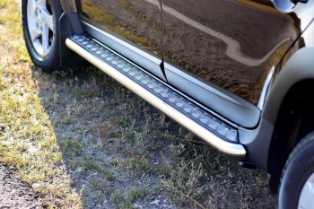 28 349 р. Порожки для ног из трубы Ø51 с алюминиевой площадкой Petroil Tuning Эстонец Nissan Terrano D10 дорестайлинг (2013-2016) (Нержавеющая полированная сталь)  с доставкой в г. Керчь. Увеличить фотографию 4