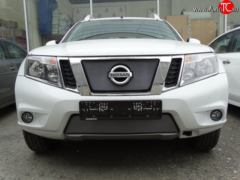 1 539 р. Нижняя сетка на бампер Russtal (хром) Nissan Terrano D10 рестайлинг (2016-2022)  с доставкой в г. Керчь