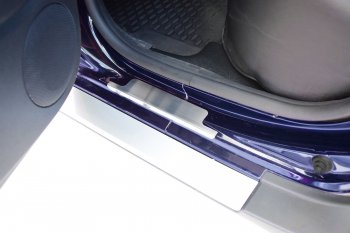 2 499 р. Пороги накладки в проем дверей Petroil Tuning Nissan Terrano D10 дорестайлинг (2013-2016) (Нержавеющая полированная сталь)  с доставкой в г. Керчь. Увеличить фотографию 3