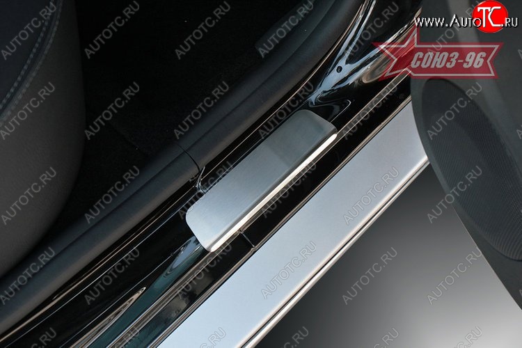 2 249 р. Пороги накладки без логотипа Nissan Terrano D10 дорестайлинг (2013-2016)  с доставкой в г. Керчь