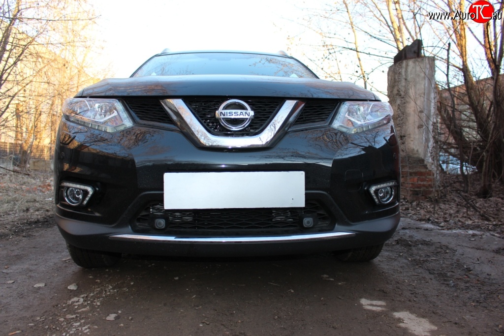 1 499 р. Сетка (под парктроник) на бампер Russtal (черная) Nissan X-trail 3 T32 рестайлинг (2017-2022)  с доставкой в г. Керчь