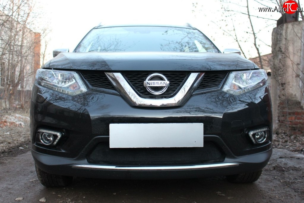 1 469 р. Сетка на бампер Russtal (черная) Nissan X-trail 3 T32 рестайлинг (2017-2022)  с доставкой в г. Керчь