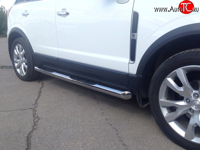 11 899 р. Защита порогов d76 мм с проступью Металл Дизайн  Opel Antara (2010-2015) рестайлинг (полированная нержавейка)  с доставкой в г. Керчь