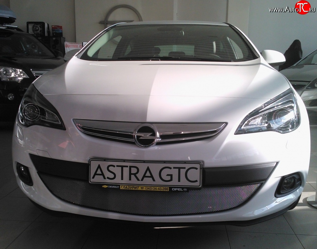 1 539 р. Сетка на бампер GTC Russtal (хром) Opel Astra J хэтчбек 5 дв. дорестайлинг (2009-2012)  с доставкой в г. Керчь
