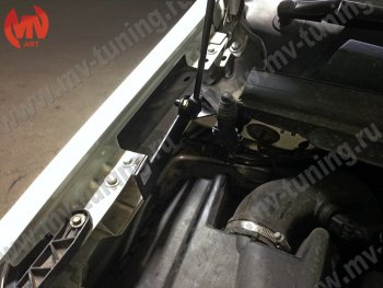 2 969 р. Упор капота MV-Tuning (одинарный) Opel Zafira В рестайлинг (2007-2015)  с доставкой в г. Керчь. Увеличить фотографию 2