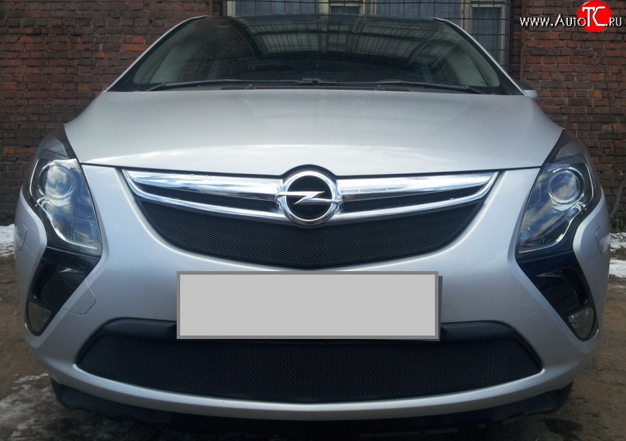 1 469 р. Нижняя сетка на бампер Russtal (черная) Opel Zafira С дорестайлинг (2011-2016)  с доставкой в г. Керчь