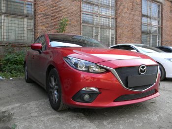 3 899 р. Защитная сетка в бампер (низ, ячейка 4х10 мм) Alfeco Премиум Mazda 3/Axela BM дорестайлинг, хэтчбэк (2013-2016) (Чёрная)  с доставкой в г. Керчь. Увеличить фотографию 2