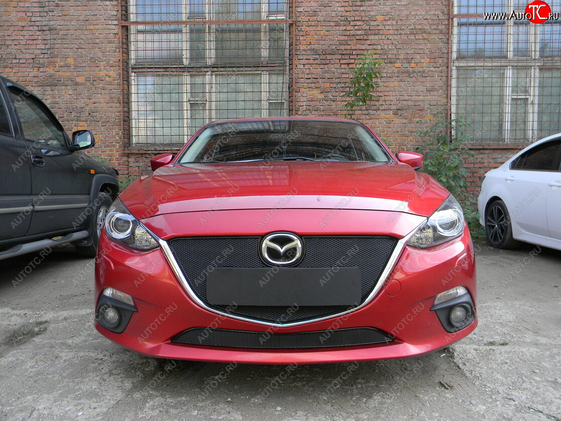 3 899 р. Защитная сетка в бампер (низ, ячейка 4х10 мм) Alfeco Премиум Mazda 3/Axela BM дорестайлинг, хэтчбэк (2013-2016) (Чёрная)  с доставкой в г. Керчь