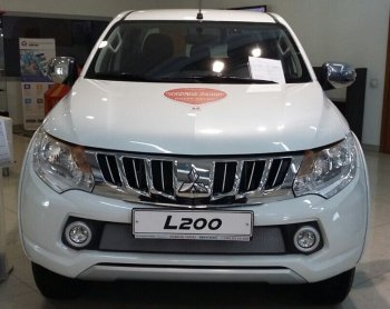 Защитная сетка в бампер (низ, ячейка 3х7 мм) Alfeco Стандарт Mitsubishi L200 5 KK,KL дорестайлинг (2015-2019) (Хром)
