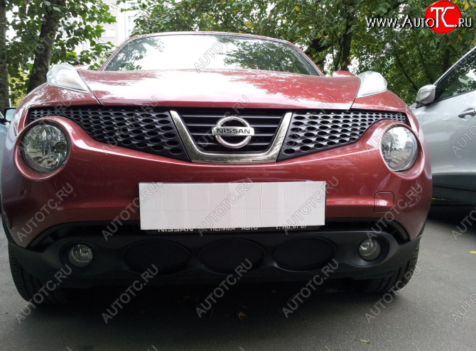 3 199 р. Защитная сетка в бампер (низ, ячейка 3х7 мм) Стрелка11 Стандарт Nissan Juke 1 YF15 дорестайлинг (2010-2014) (Чёрная)  с доставкой в г. Керчь