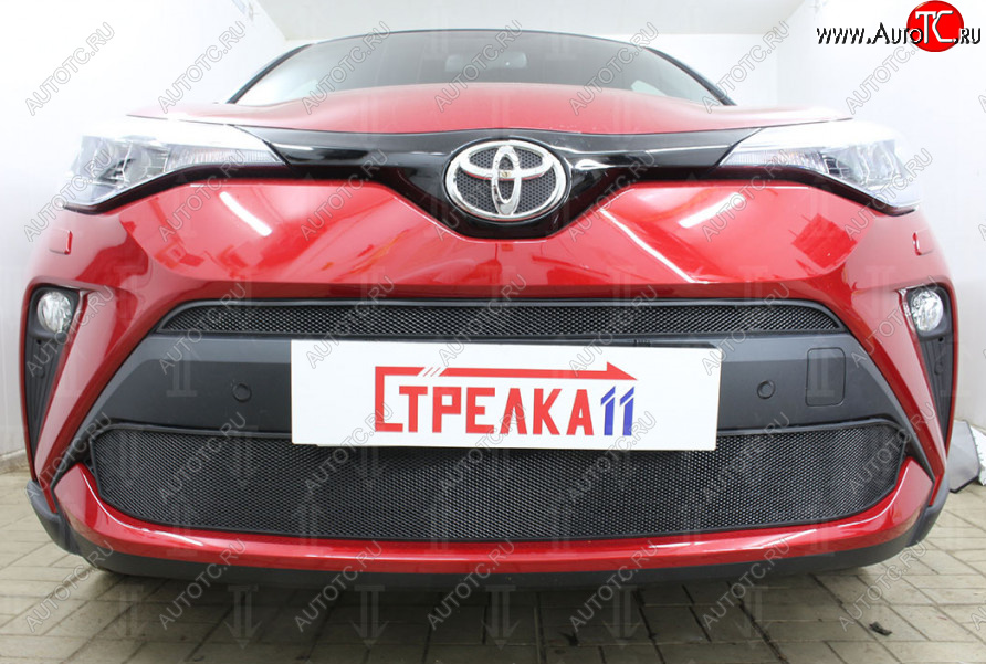 3 899 р. Защитная сетка в бампер (верх, ячейка 4х10 мм) Стрелка11 Премиум  Toyota C-HR  NGX10, ZGX10 (2019-2025) рестайлинг (Чёрная)  с доставкой в г. Керчь