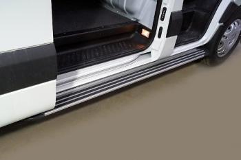 Порог с площадкой d 42,4 мм ТСС Тюнинг Sollers Atlant (2022-2025) автобус, цельнометаллический фургон (нержавеющий лист)